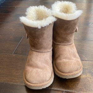 UGG Bailey Button ll Boot Toddler 11 Chestnut